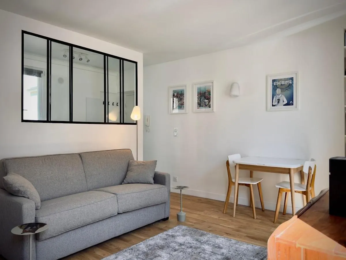 Studio Cosy Et Calme Paris 17 Batignolles Διαμέρισμα